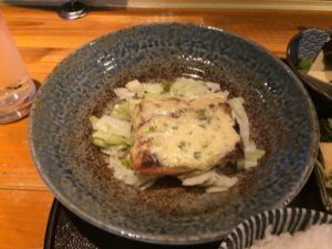大阪本町のおいしいランチ。今日の日替わりメニューはサバの塩焼きのしょうがマヨネーズあえ！